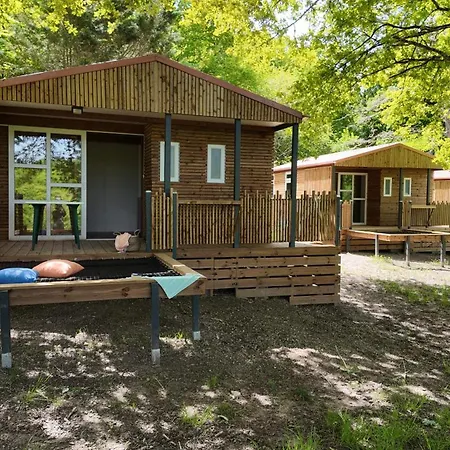 Camping Les Lacs D'Armagnac Bretagne-d'Armagnac Exterior photo